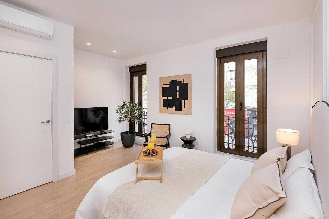 Appartement Bhost - Ferraz 74 *